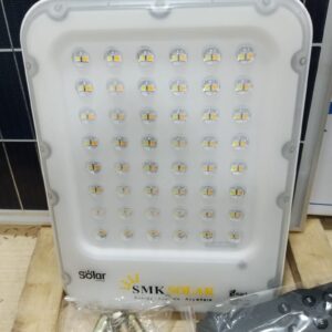 250W Super Bright Solar Street Light With Remote Control - Image 5